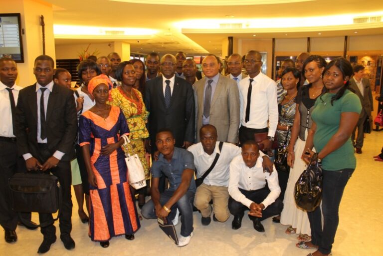 LANCEMENT OFFICIEL DE LA MISE EN STAGES DE 497 JEUNES DANS 25 ENTREPRISES DANS LE CADRE DU PEJEDEC.