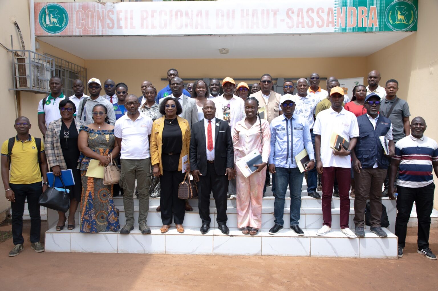 Photo de groupe lors d’une rencontre du BCP-EMPLOI